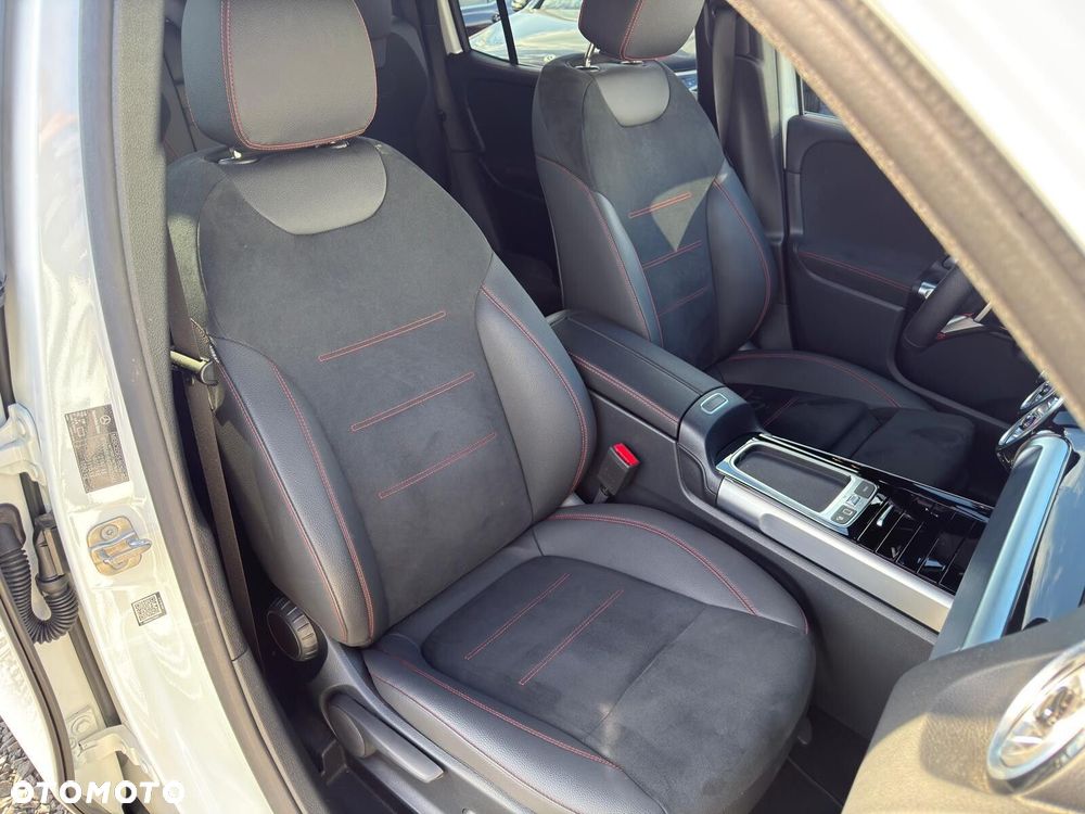 Mercedes-Benz GLB 200 AMG Line 7G-DCT - 26
