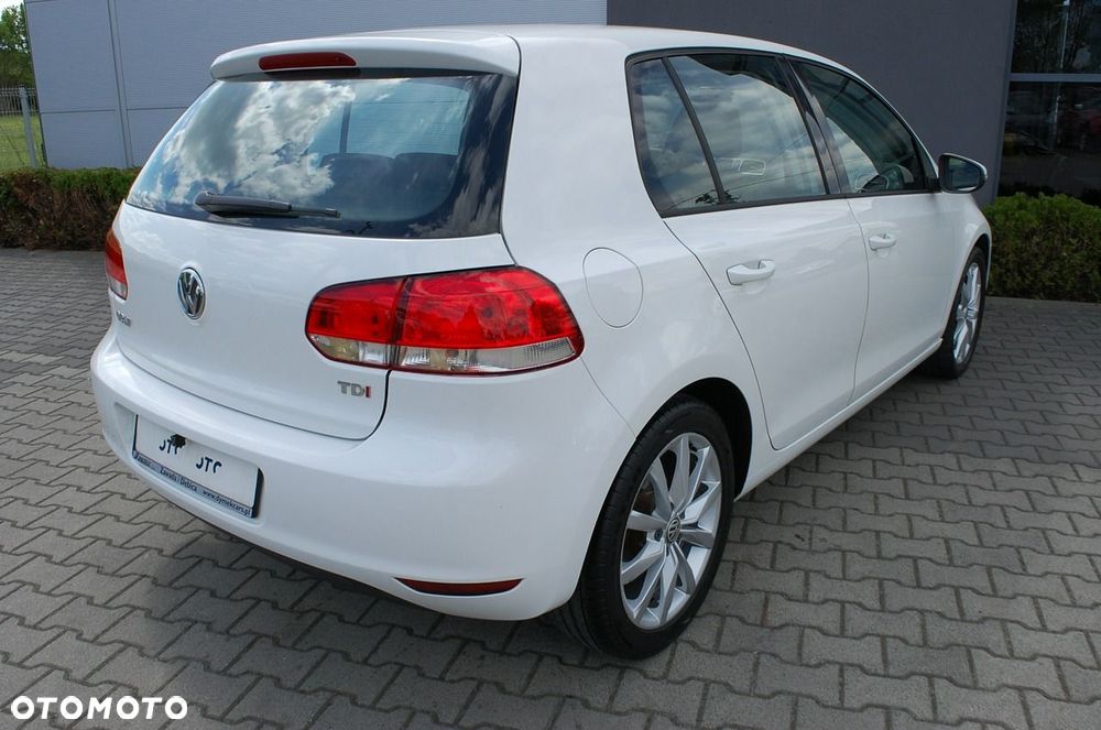 Volkswagen Golf - 14