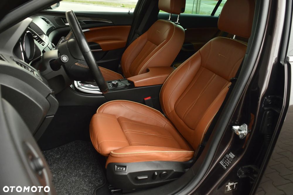 Opel Insignia 2.0 Turbo 4x4 Automatik Design Edition - 8