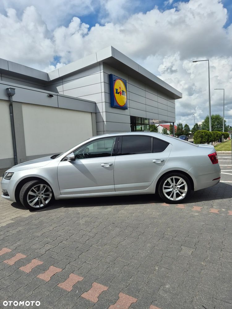 Skoda Octavia 2.0 TSI Style DSG - 2