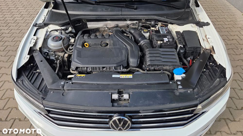 Volkswagen Passat 1.5 TSI EVO Elegance DSG - 25