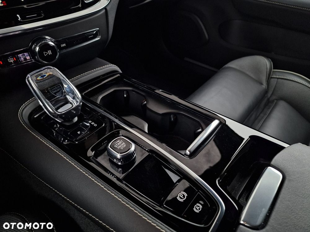 Volvo V60 - 40