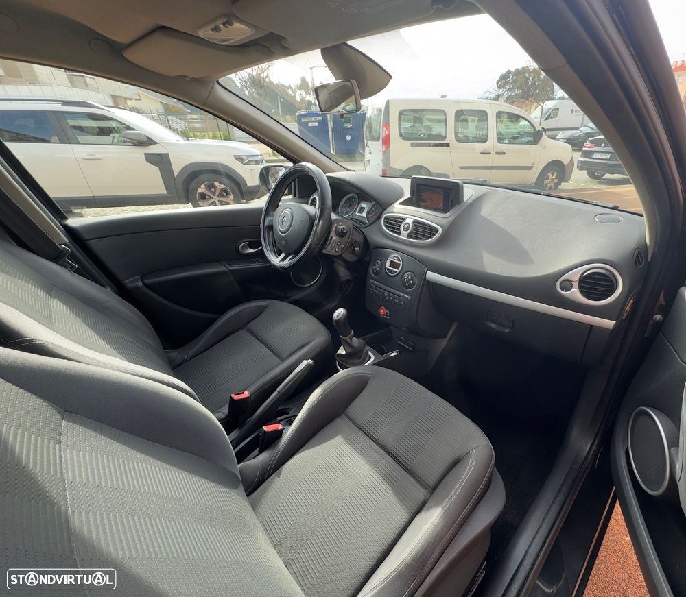 Renault Clio 1.2 16V Dynamique S - 4