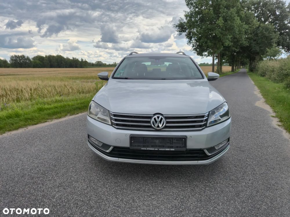 Volkswagen Passat 2.0 TDI DPF DSG Comfortline - 8