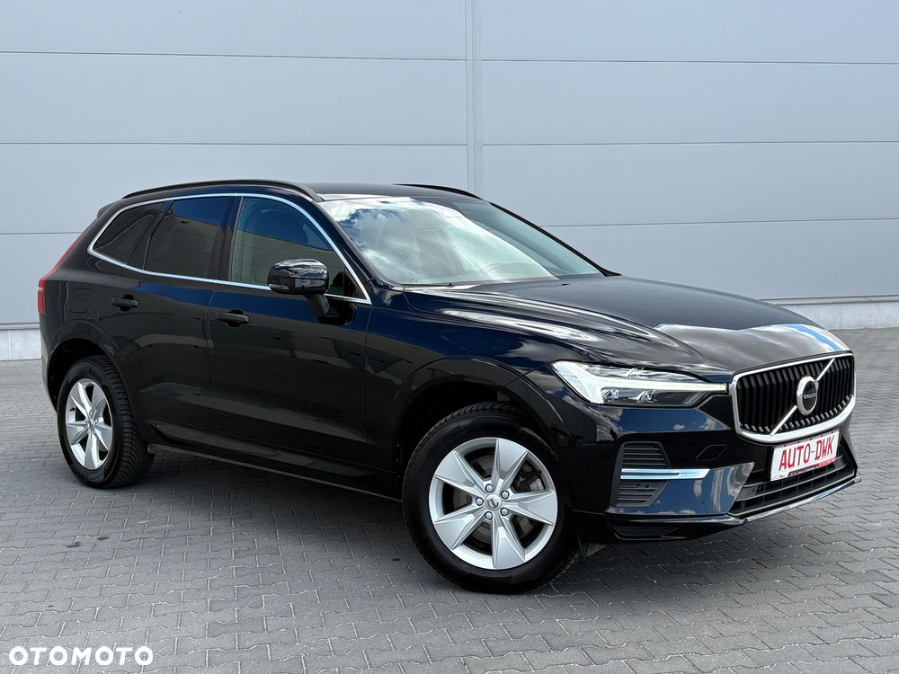 Volvo XC 60 B4 D AWD Geartronic Momentum Pro - 3