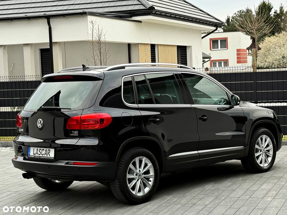 Volkswagen Tiguan 1.4 TSI BlueMotion Technology Lounge Sport & Style - 25
