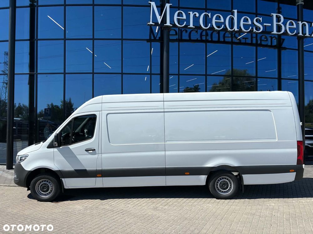 Mercedes-Benz Sprinter - 4