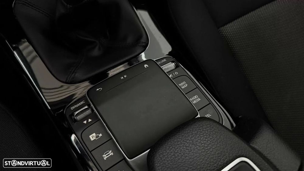 Mercedes-Benz CLA 180 d Shooting Brake Style Plus - 15