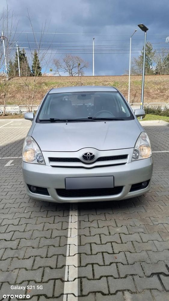 Toyota Corolla Verso - 10