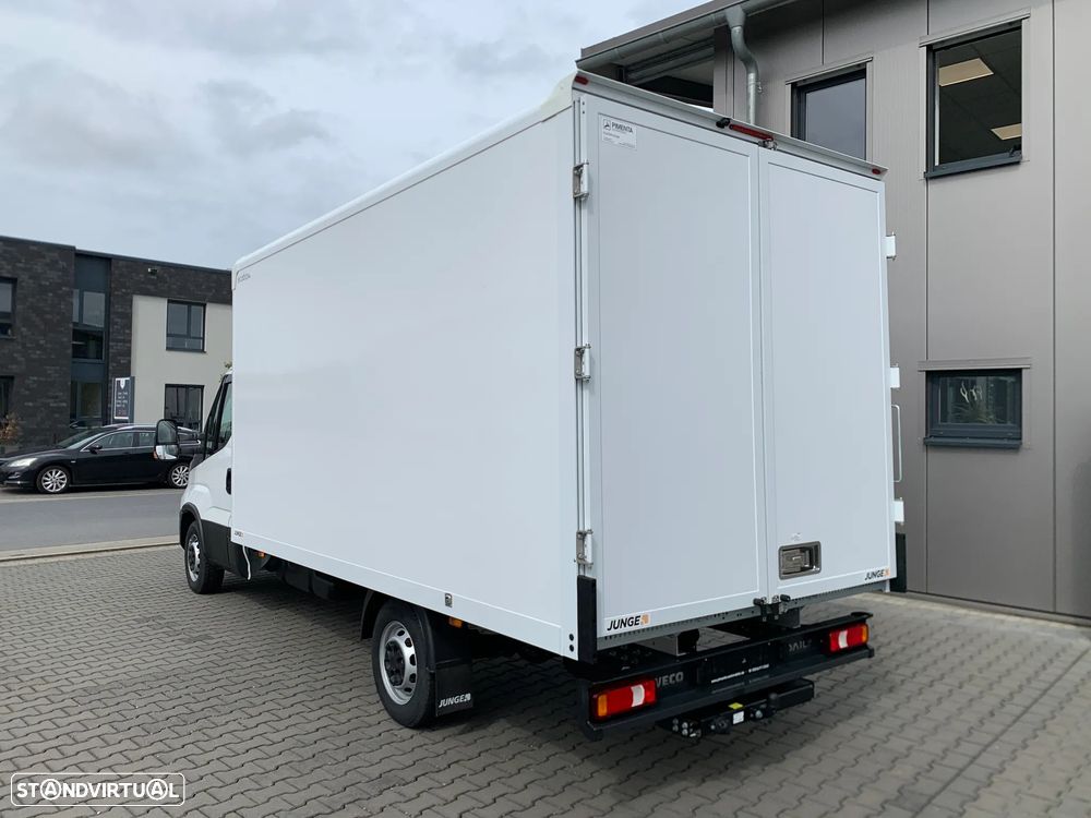 Iveco Daily 35S14H EA8 Carga útil 1.100Kg - 6