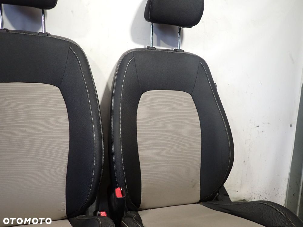 FOTELE KOMPLET HYUNDAI I10 II - 12