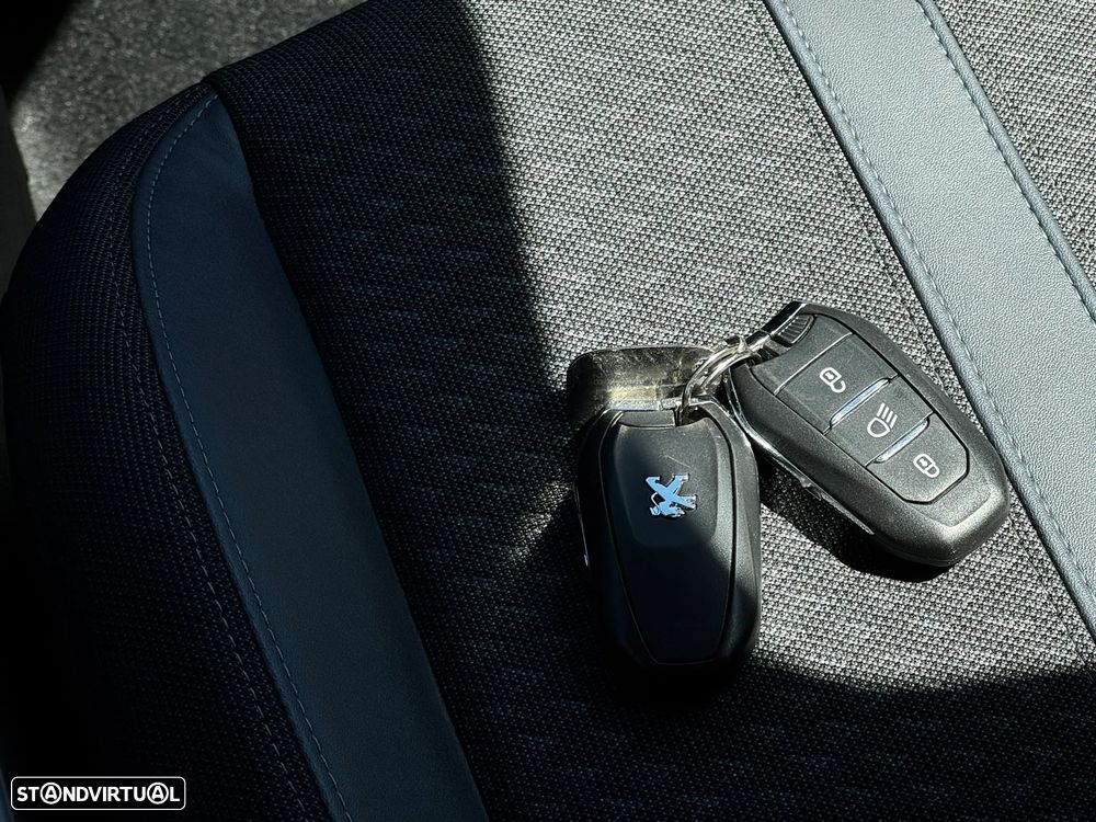 Peugeot 2008 PureTech 100 Stop&Start Allure - 12