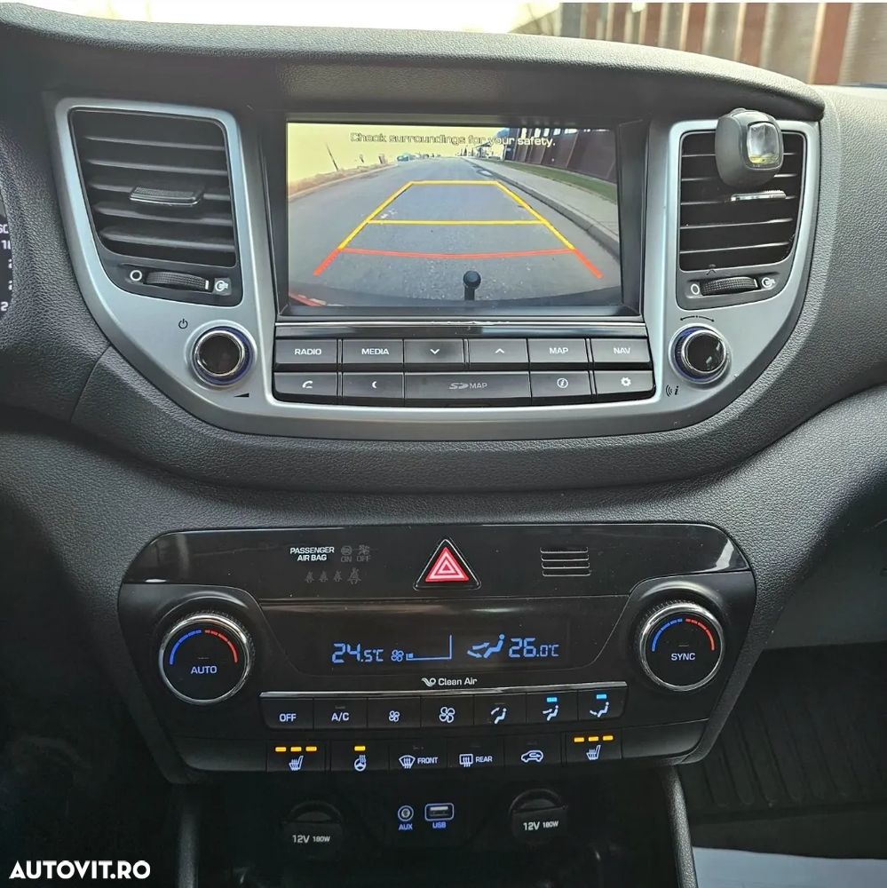 Hyundai Tucson blue 1.7 CRDi 2WD DCT Premium - 11