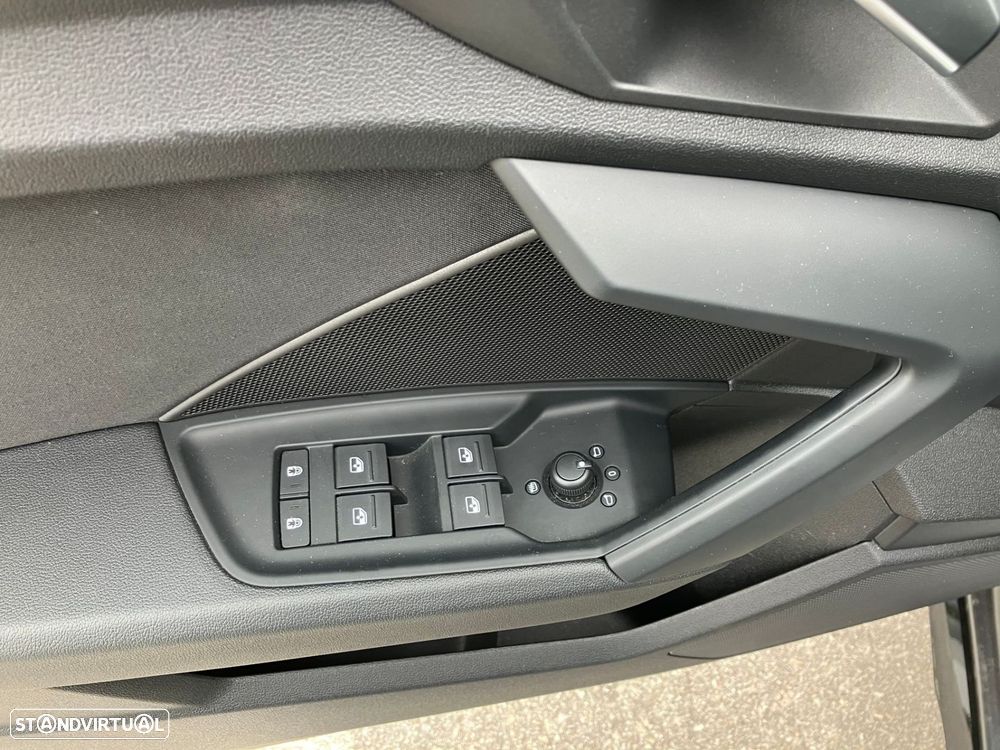 Audi A3 Limousine 30 TFSI S line S tronic - 7