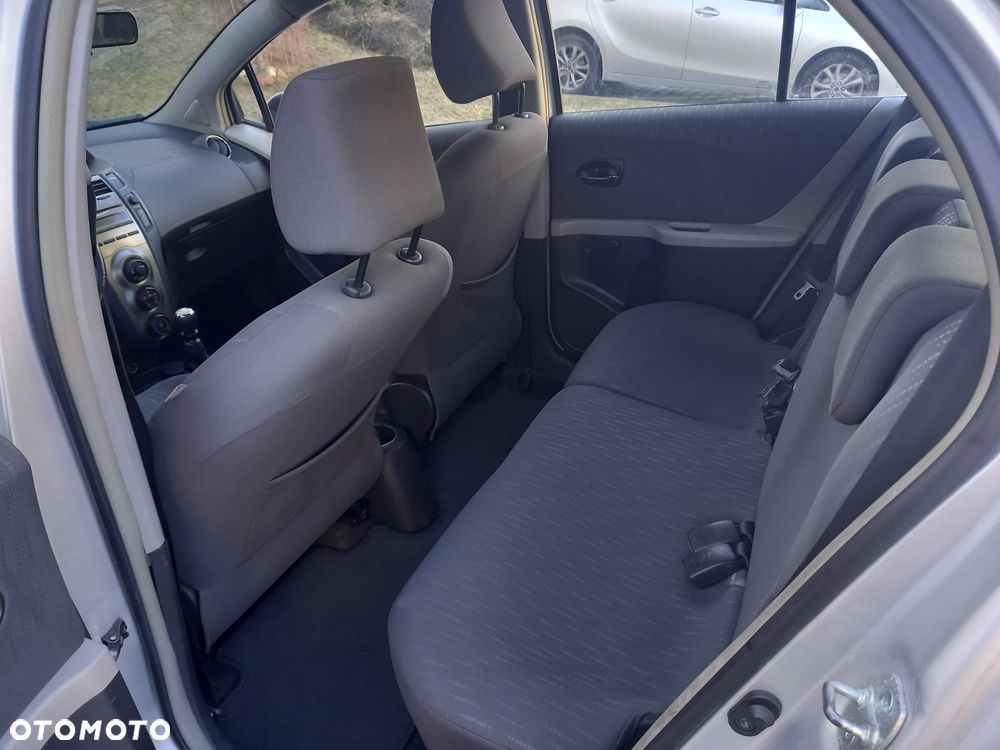 Toyota Yaris 1.4 D-4D Team - 16