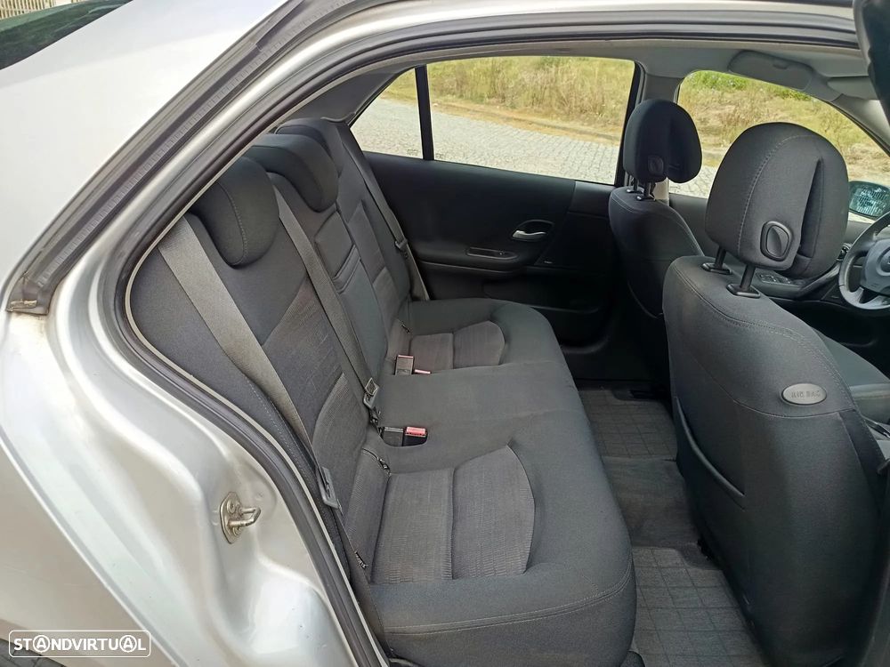 Renault Laguna 1.9 dCi Privilège Luxe - 16