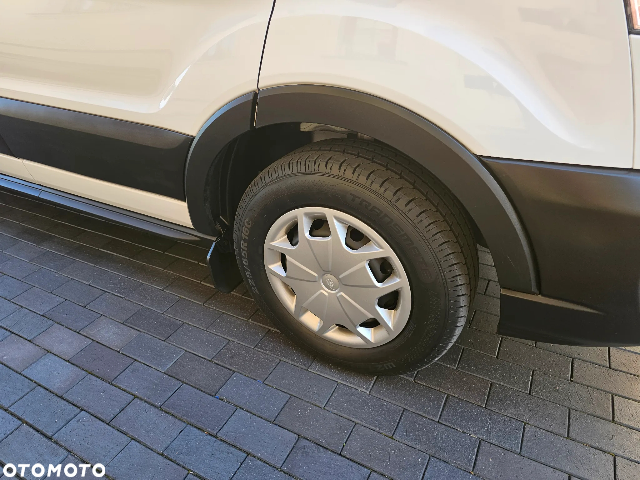 Ford Transit 350 L3H2 Ambiente (bryg.) - 13