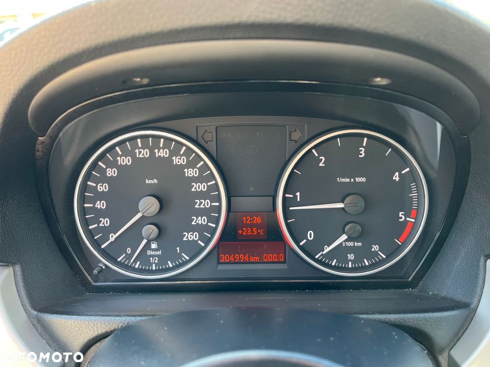 BMW Seria 3 - 15