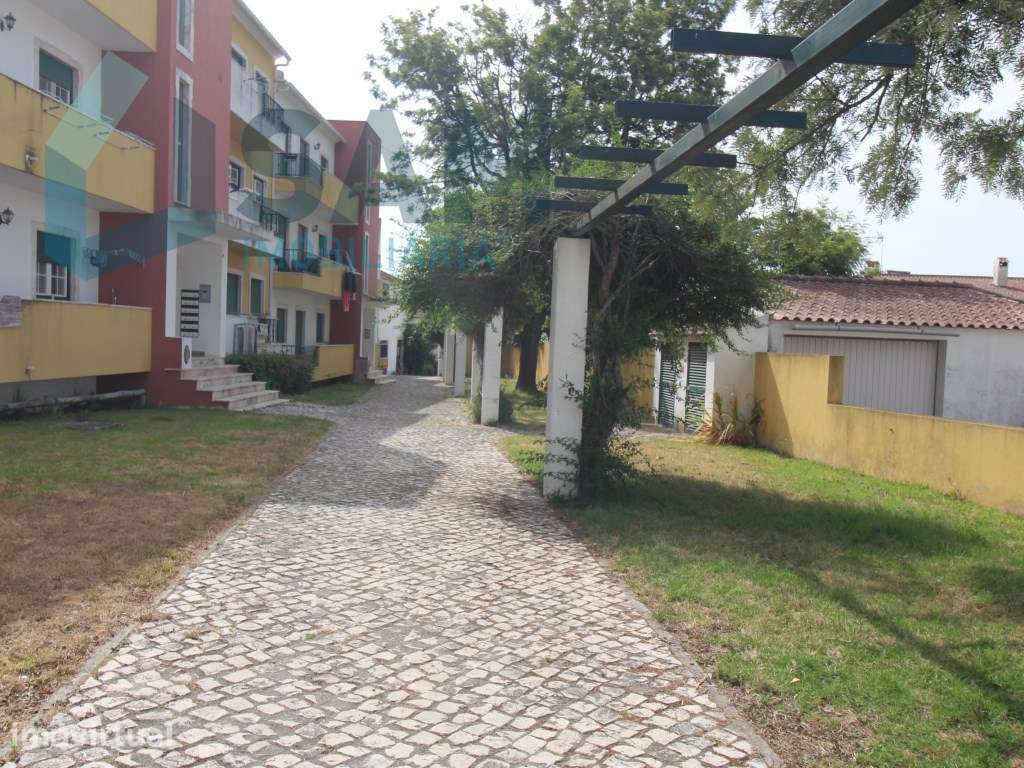 Apartamento T3 com 2 Lugares de Garagem - Grande imagem: 2/57