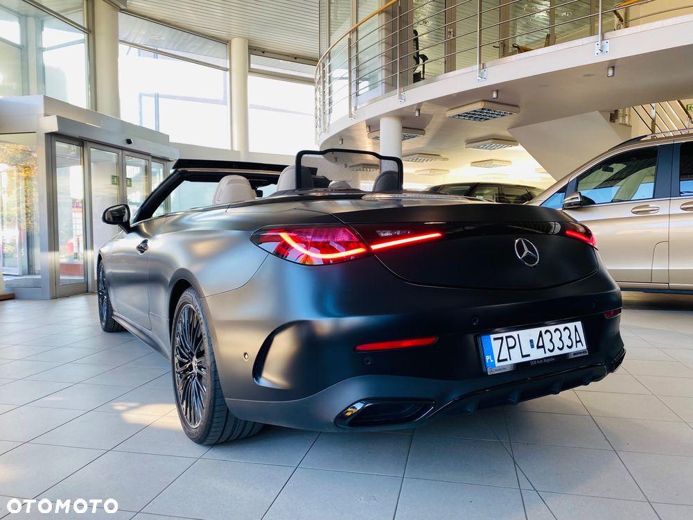 Mercedes-Benz CLE - 10