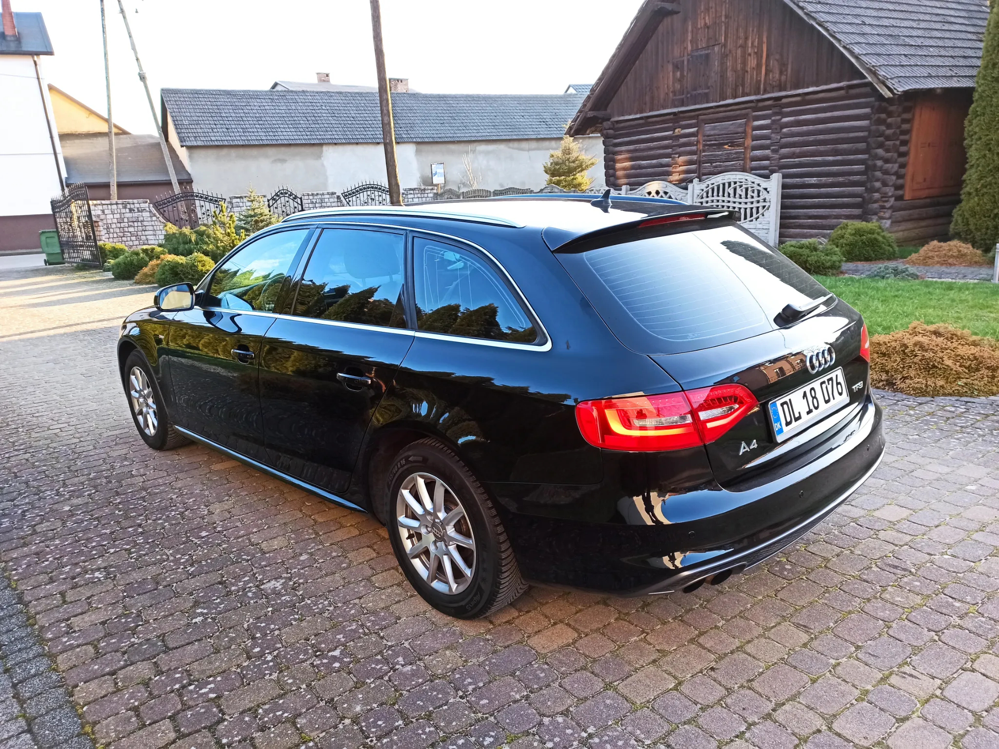 Audi A4 Avant 1.8 TFSI S line Sportpaket - 12