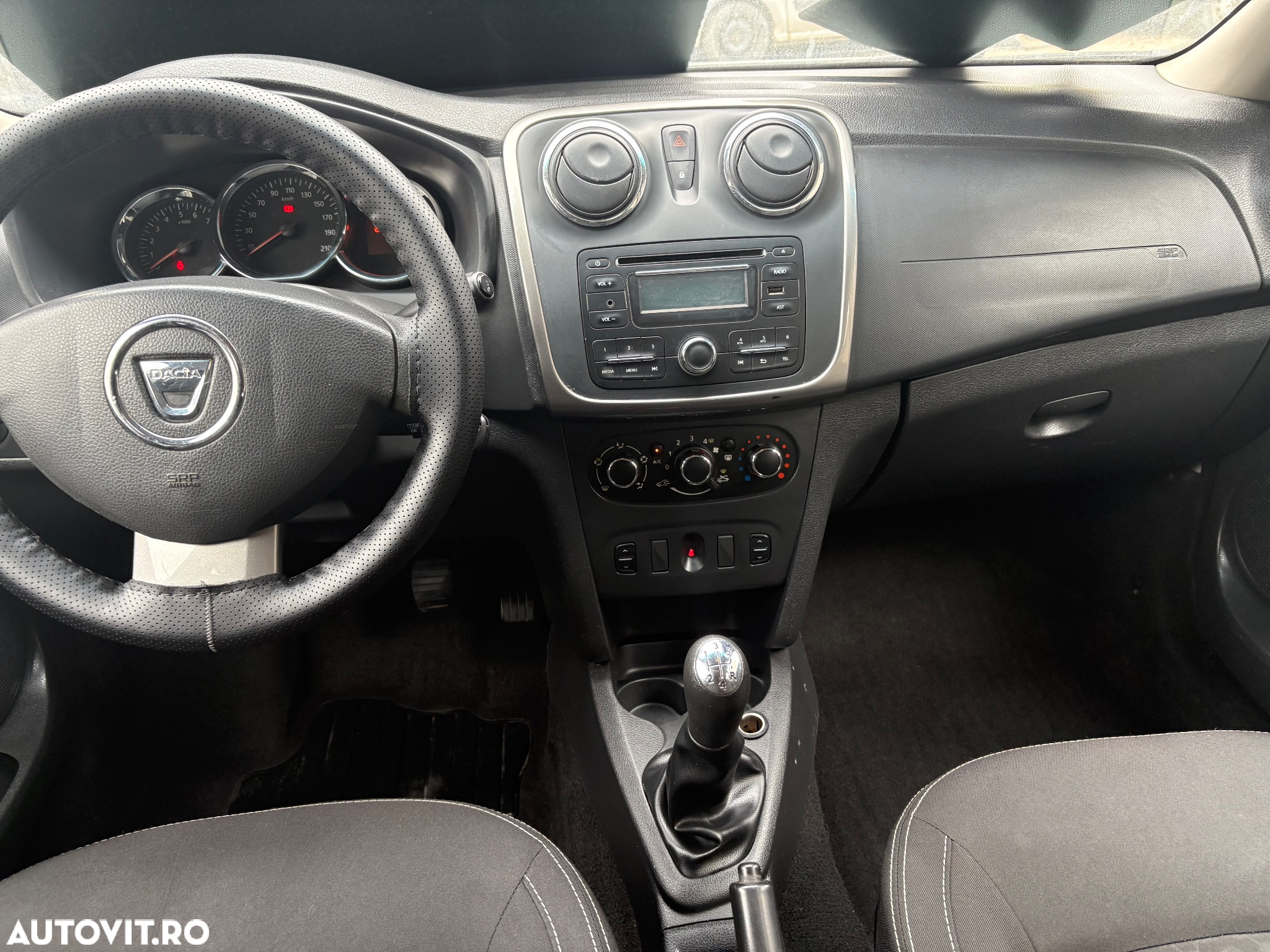 Dacia Logan - 8