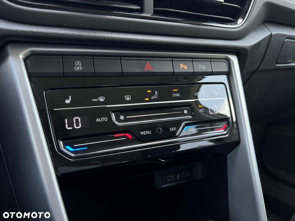 Volkswagen T-Roc 1.5 TSI Life - 19