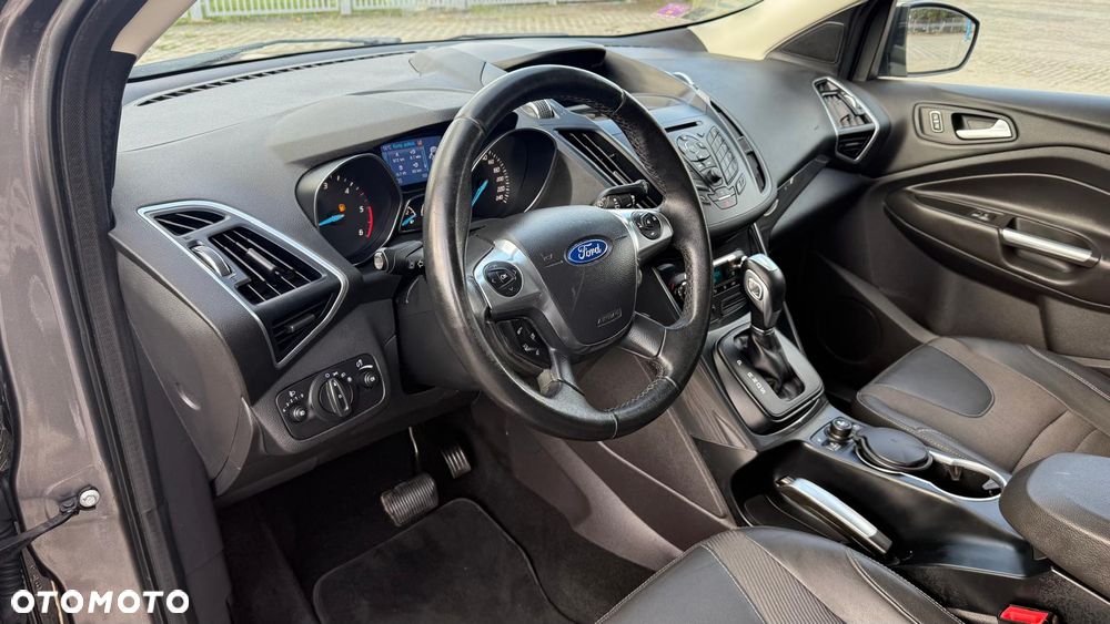 Ford Kuga 2.0 TDCi 4x4 Titanium - 22