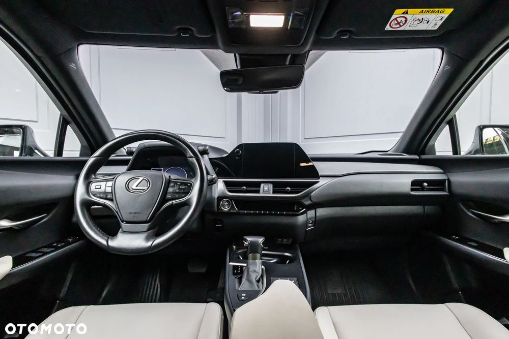 Lexus UX 250h F SPORT - 14