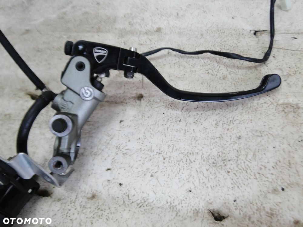 DUCATI MONSTER 1200S RĄCZKA DŹWIGNIA KLAMKA POMPKA HMULCA HAMULCOWA PRAWA 2016r - 2