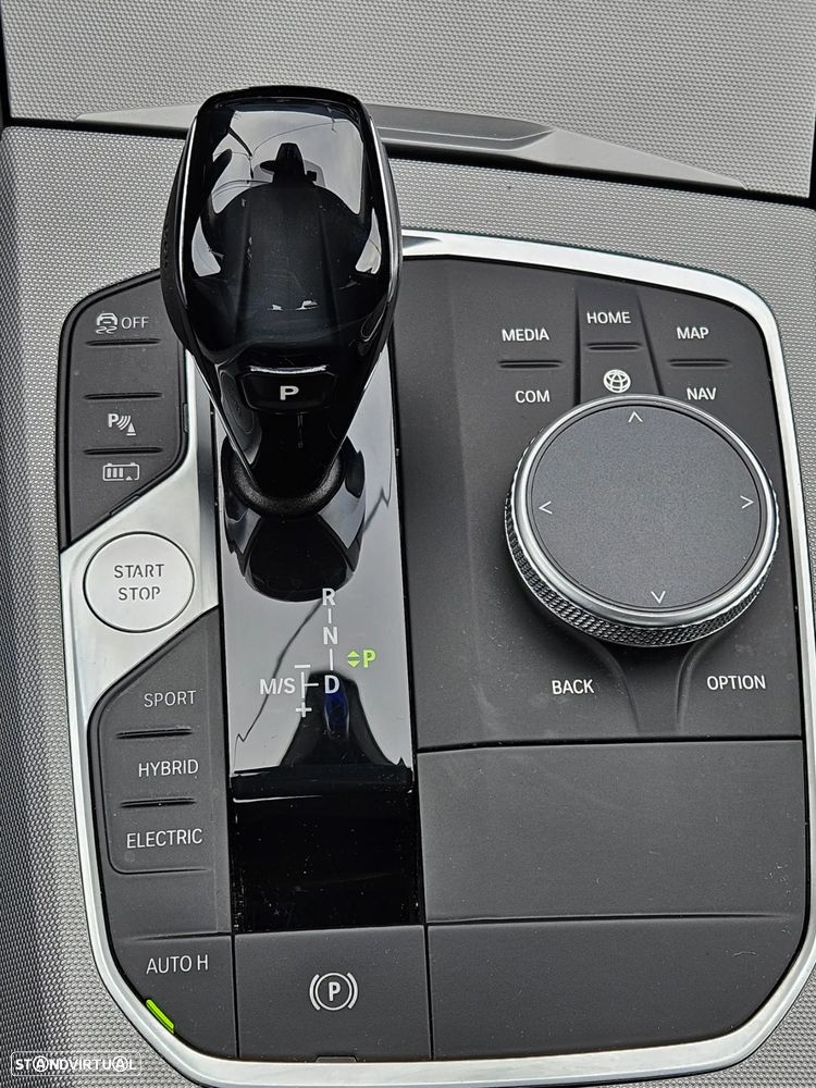 BMW 330 e Corporate Edition Auto - 19