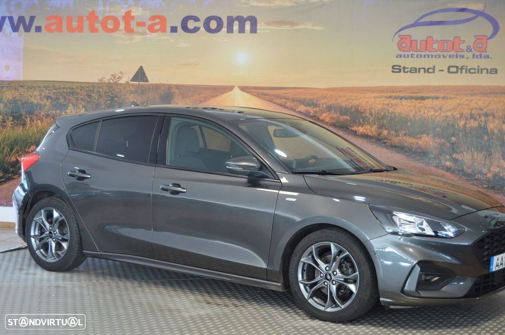 Ford Focus 1.5 TDCi ECOBlue ST-Line - 4