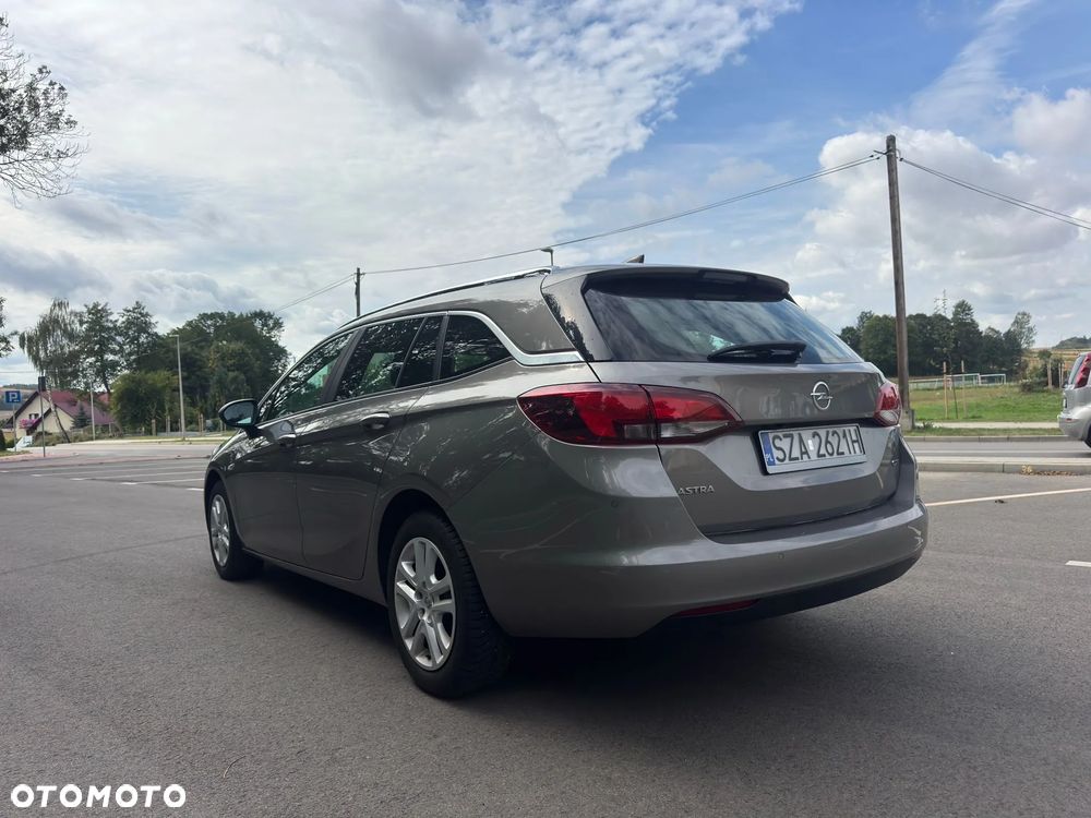Opel Astra 1.6 CDTI Enjoy - 7