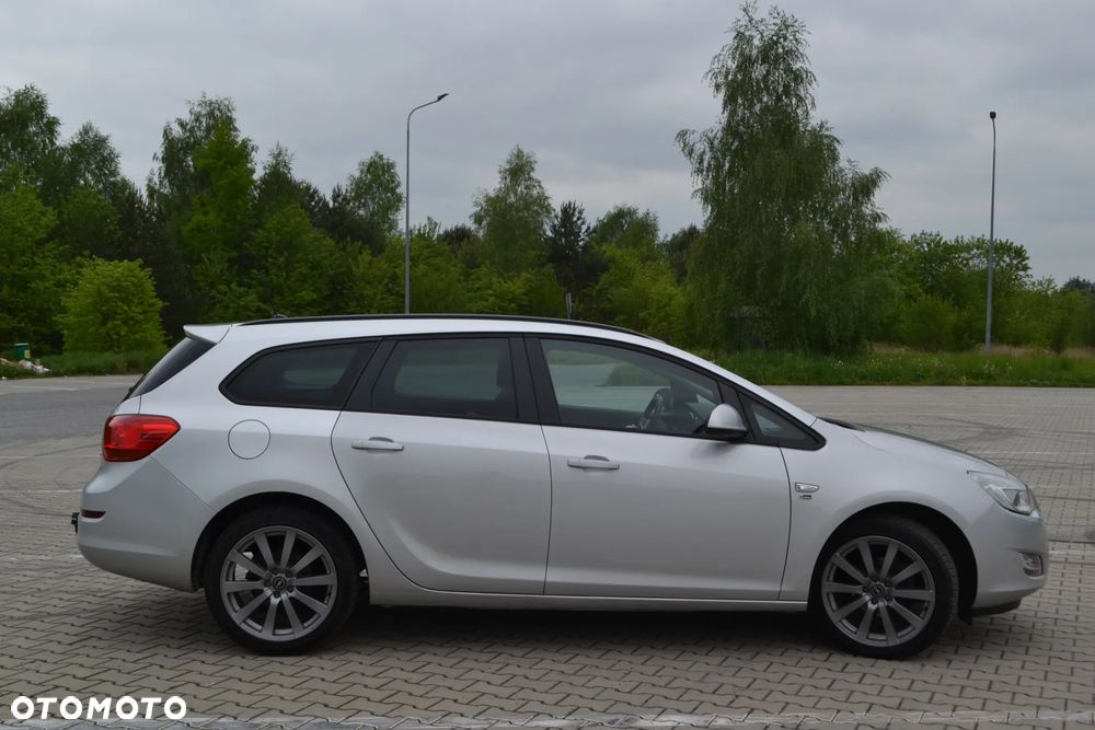 Opel Astra - 8