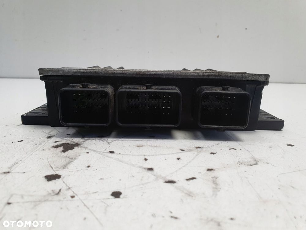 Renault Scenic II 1.5 DCI STEROWNIK SILNIKA komputer 8200399038 - 4