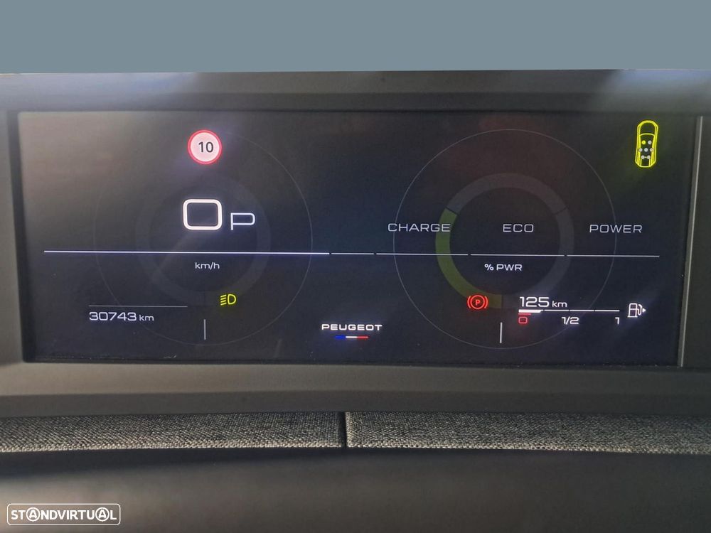Peugeot 5008 1.2 Hybrid Allure e-DCS6 - 19