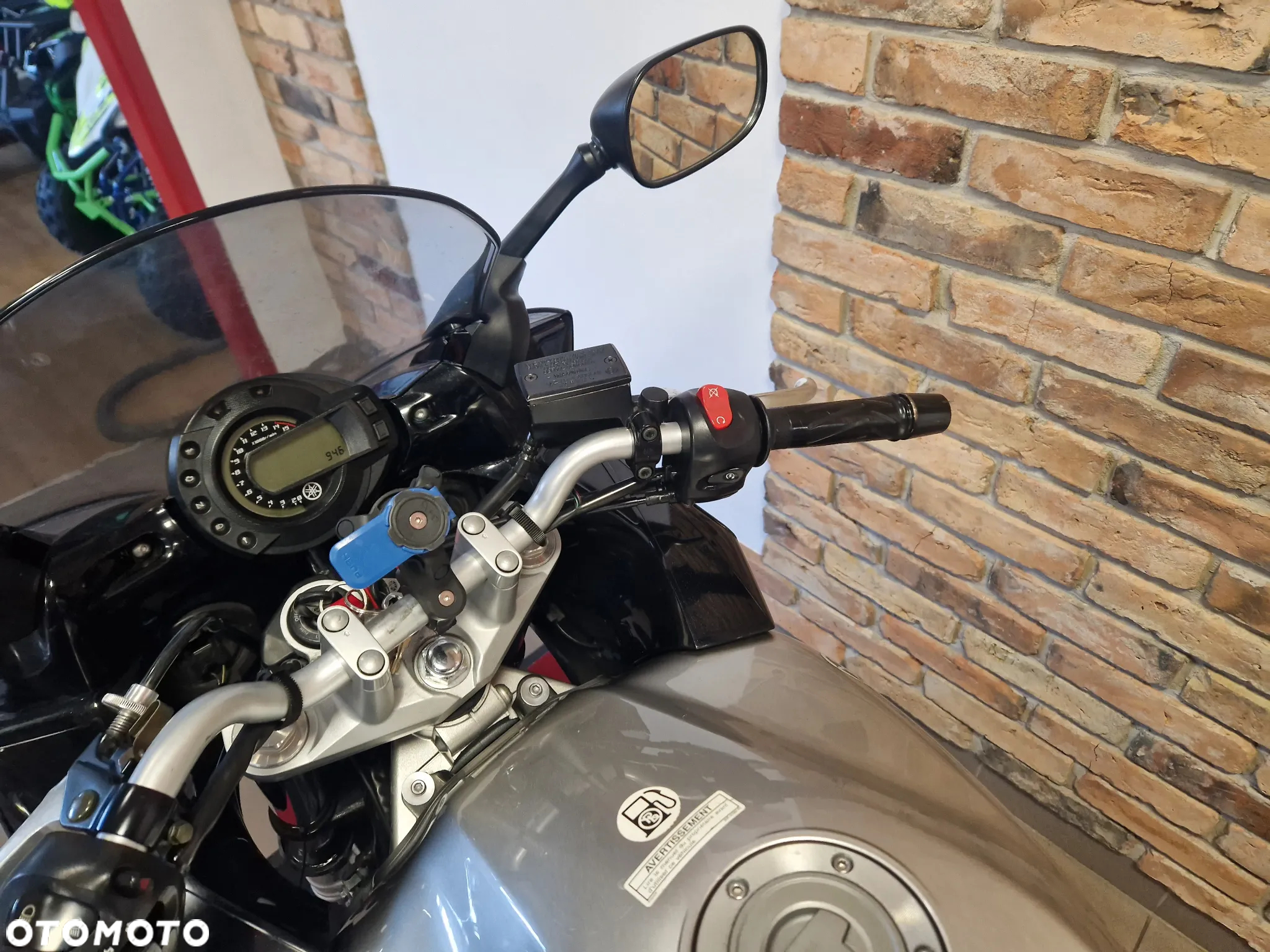 Yamaha FZ6 - 26