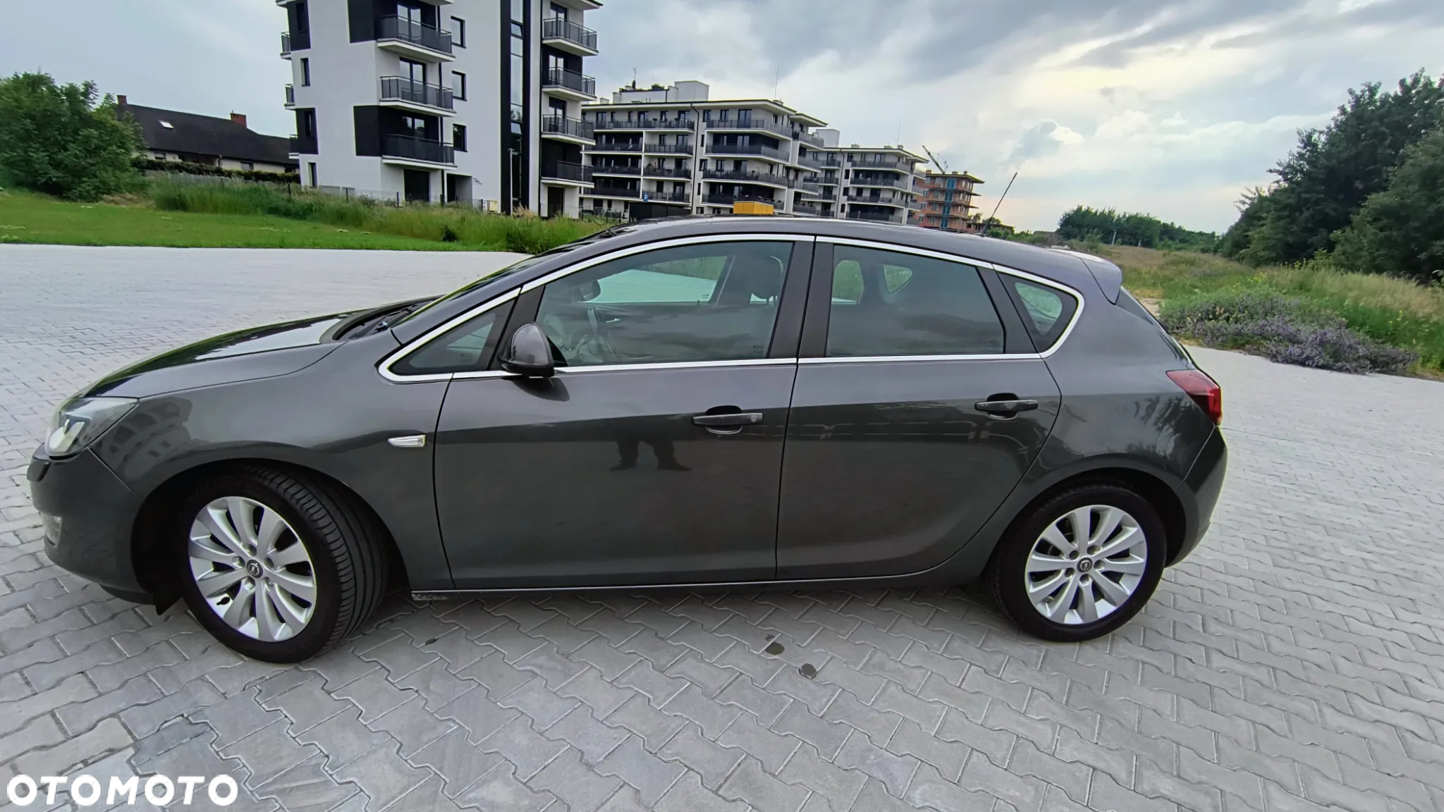 Opel Astra IV 2.0 CDTI Cosmo - 7