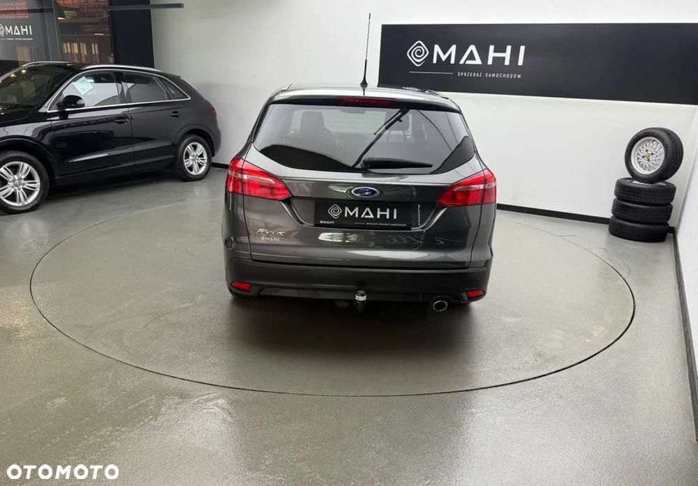 Ford Focus 2.0 TDCi Titanium ASS - 10