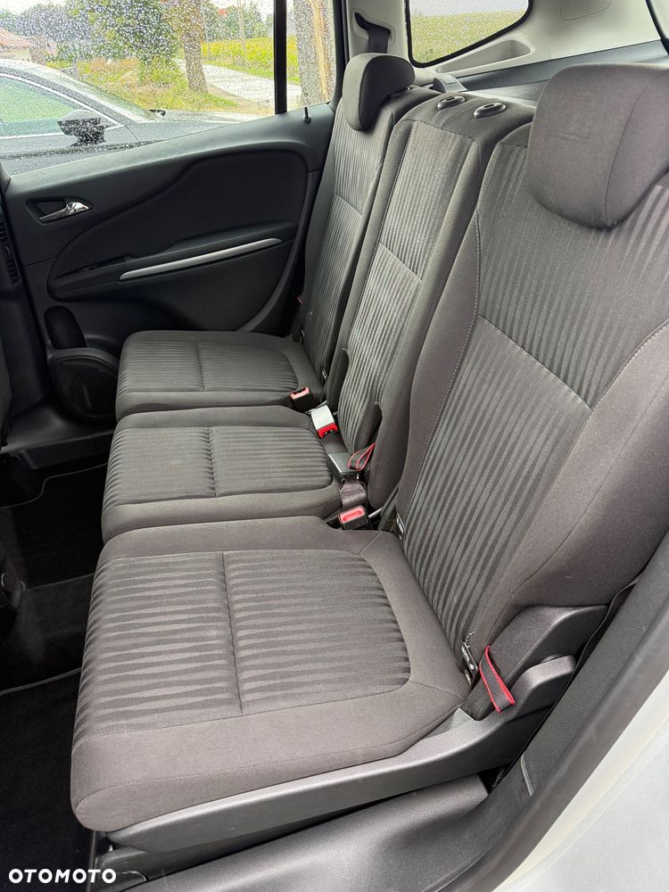 Opel Zafira Tourer 1.4 Turbo Innovation - 21