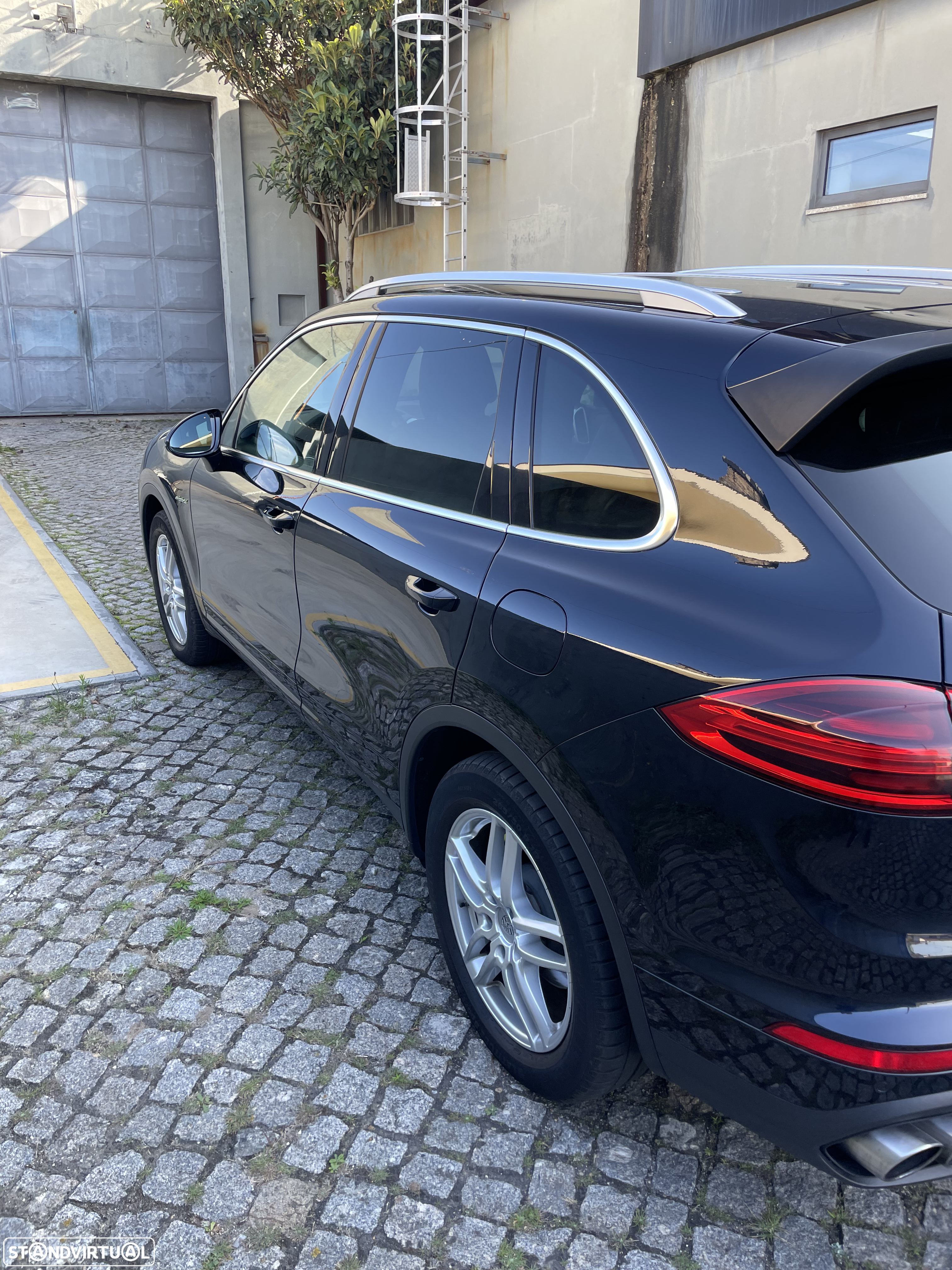 Porsche Cayenne S Hybrid - 2
