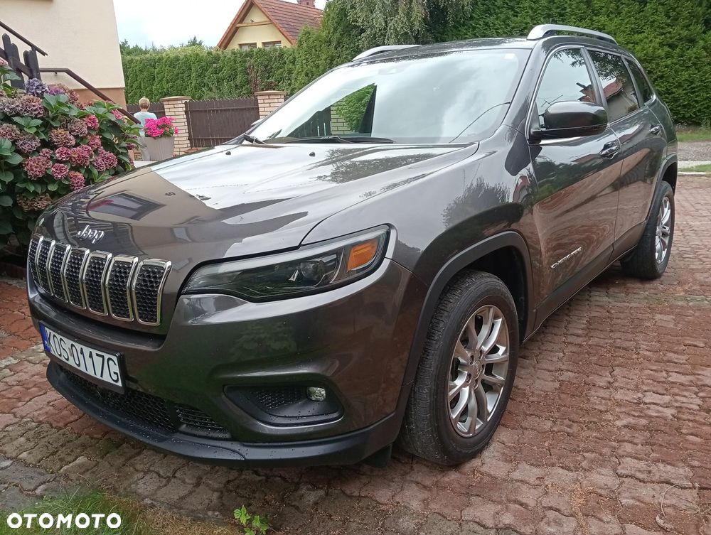 Jeep Cherokee - 1