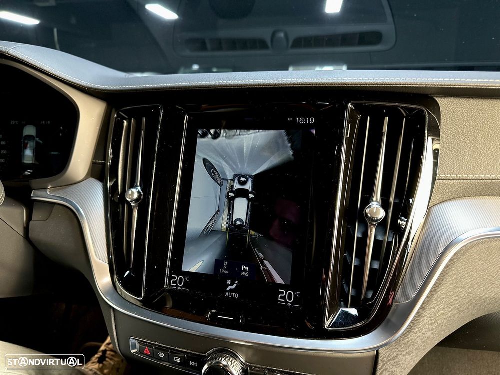 Volvo V60 2.0 T6 AWD TE R-Design - 47