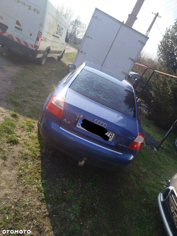 Audi A4 Limousine - 7