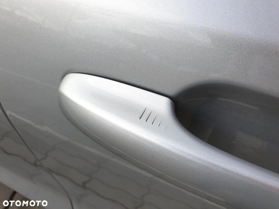 Ford Focus - 33