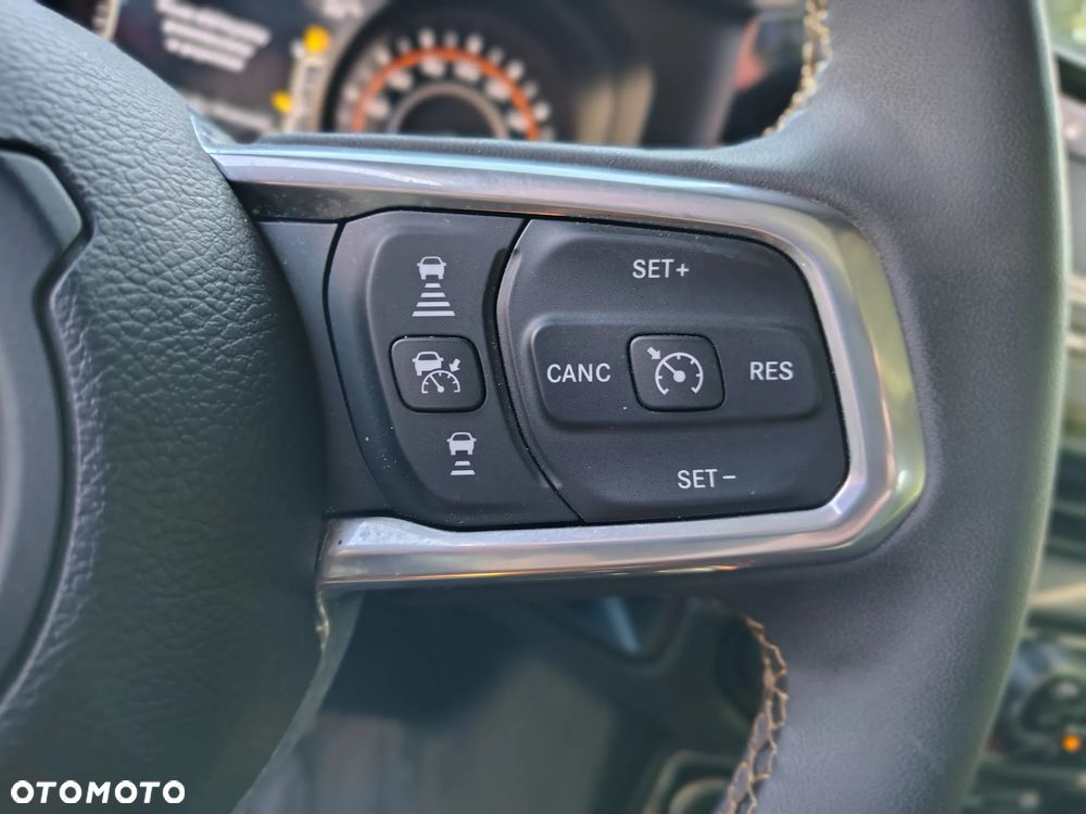 Jeep Wrangler Unlimited GME 2.0 Turbo Sahara - 34