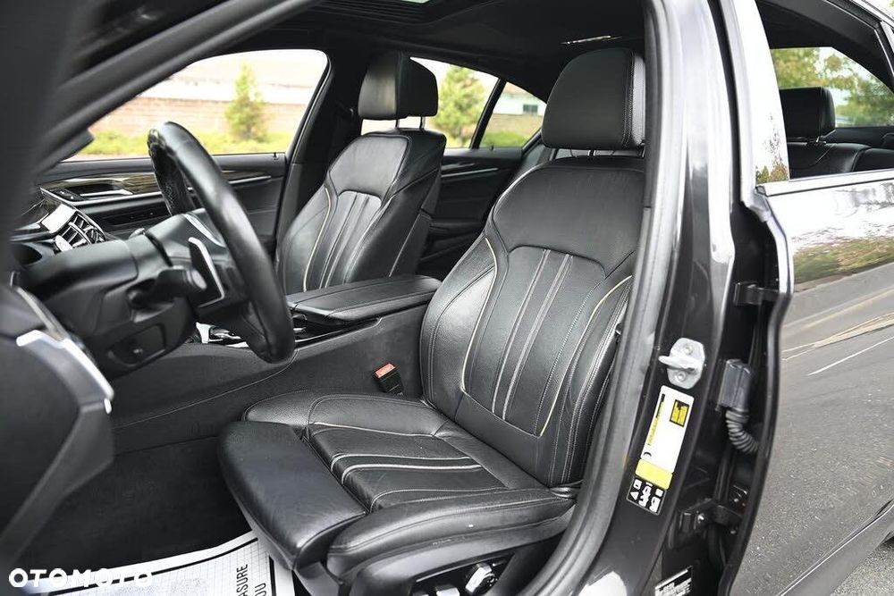 BMW Seria 5 540i xDrive M Sport sport - 9