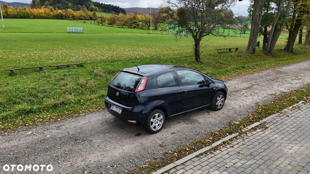 Fiat Punto 1.4 Easy S&S - 9
