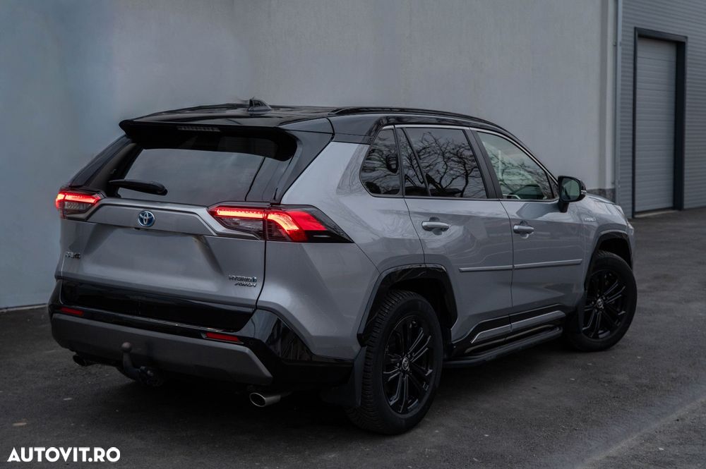 Toyota RAV4 2.5 4x4 Team Deutschland - 4