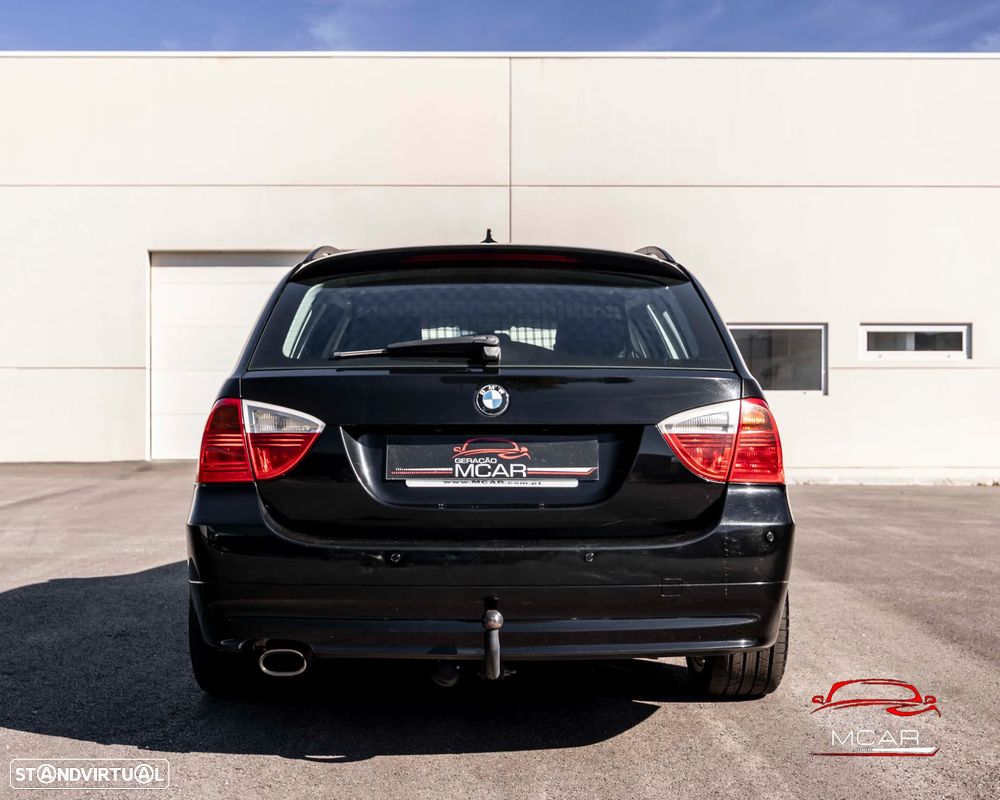 BMW 320 d - 8